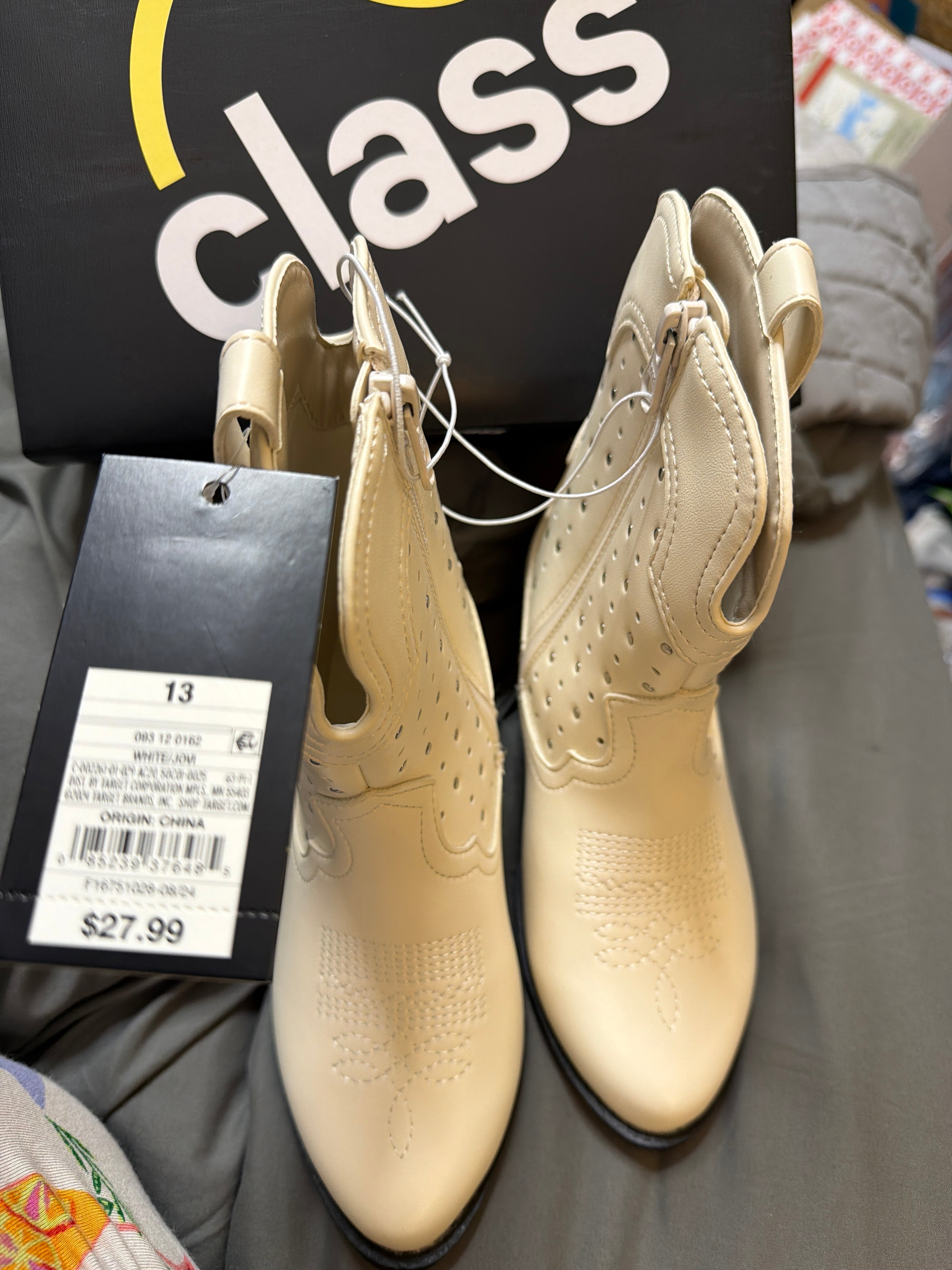 Art & class Boots