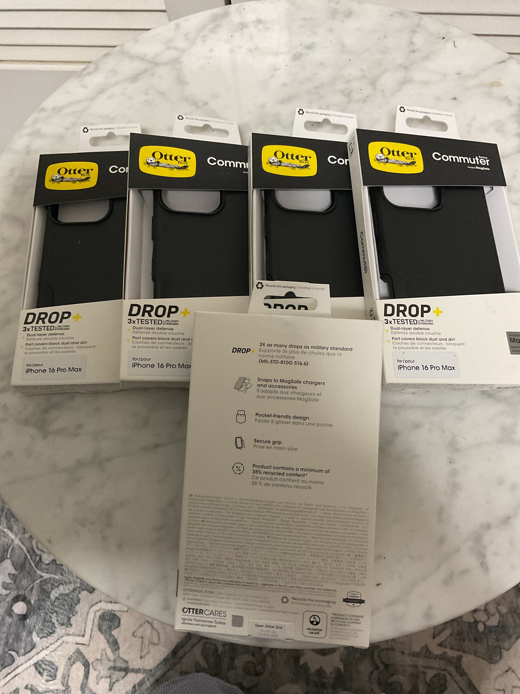 Otter box cell phone case