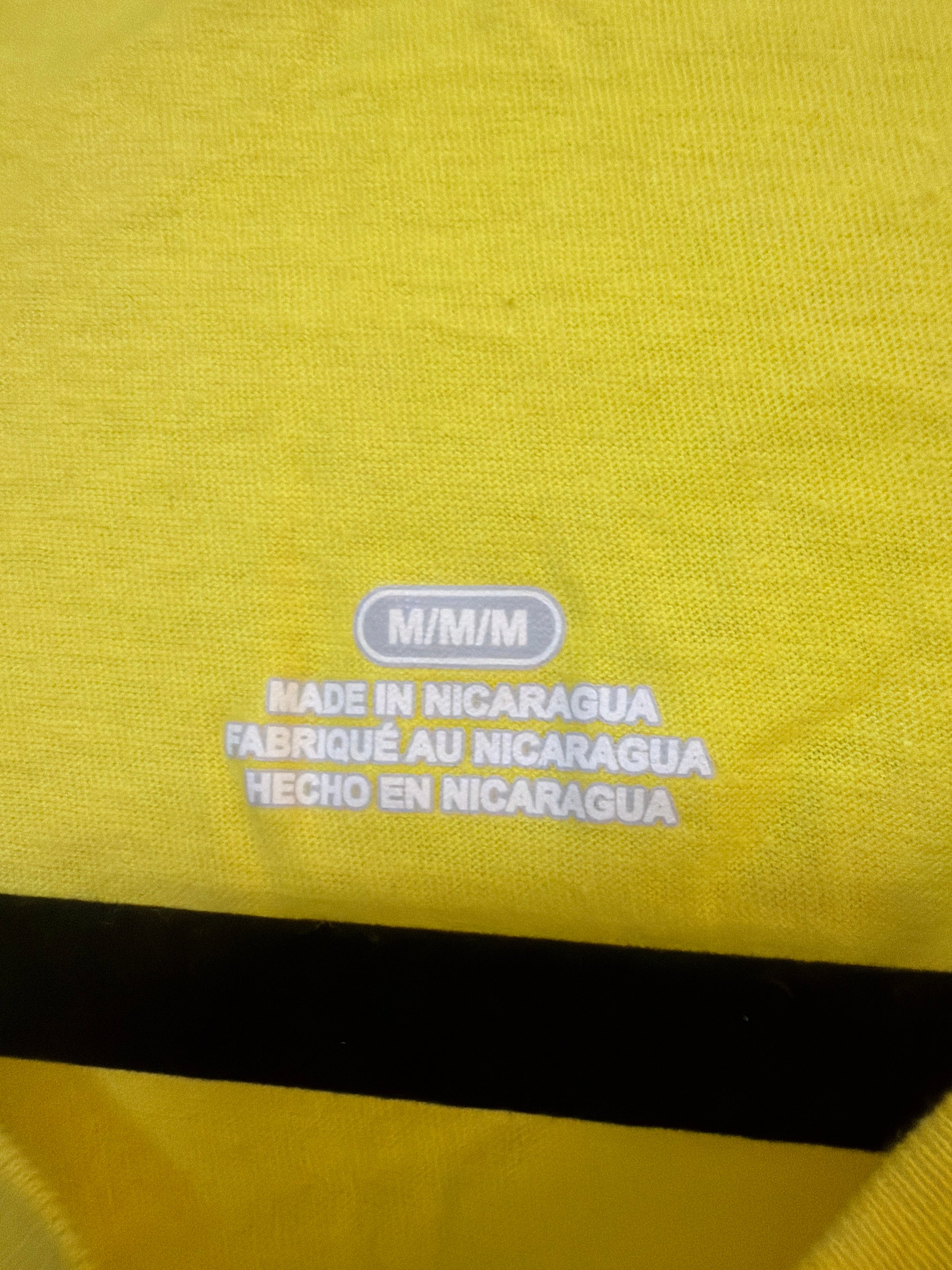 Yellow T-shirt, medium
